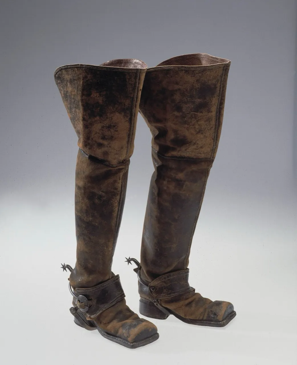 (3) Riding boots
