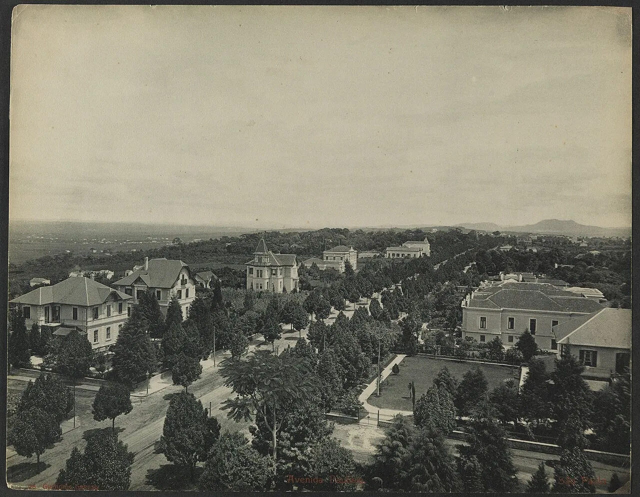 A postcard of the golden age: a picture and a few lines
