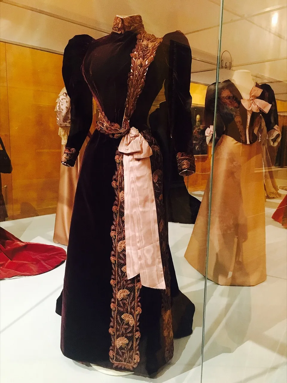 (3) A reception dress, 1880s–1890s